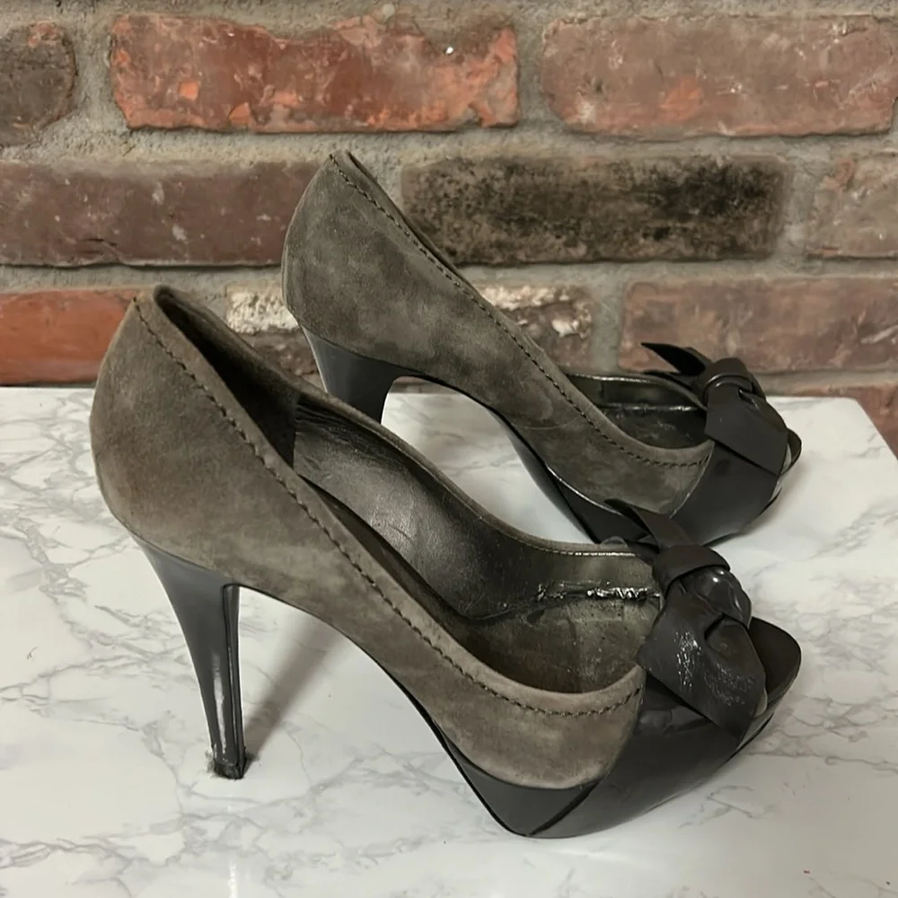Guess - 7 - Picture 5 of 5